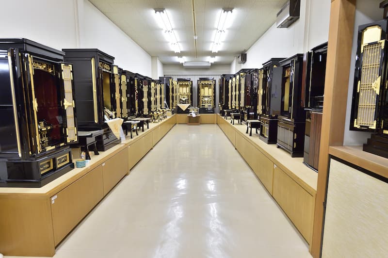 みどりや仏壇店 店内写真1-4