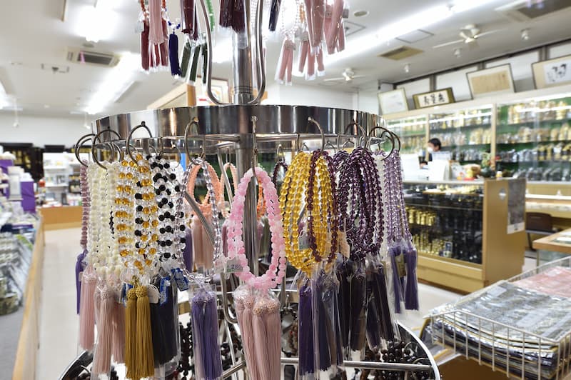 みどりや仏壇店 店内写真2-3