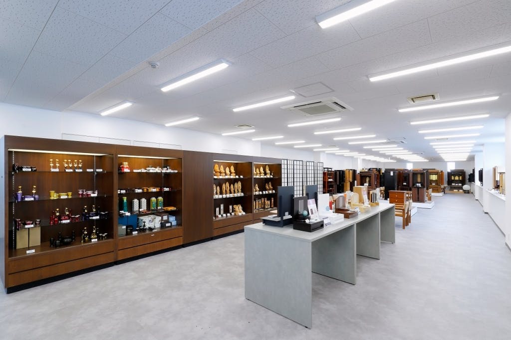 仏壇の佐正 内観写真1