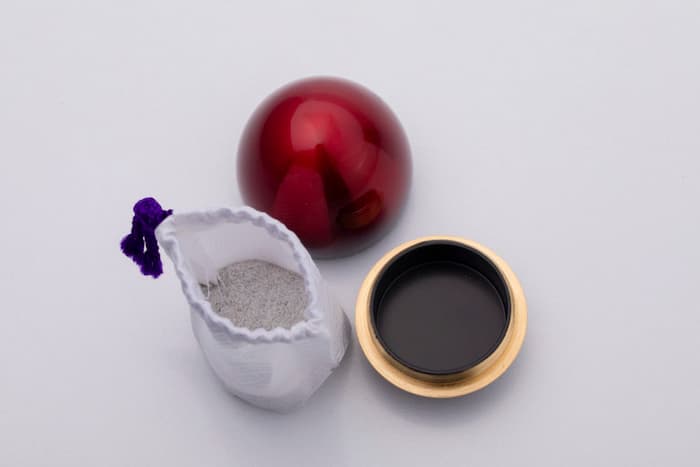 太田屋佛具本店 骨壺内イメージ写真